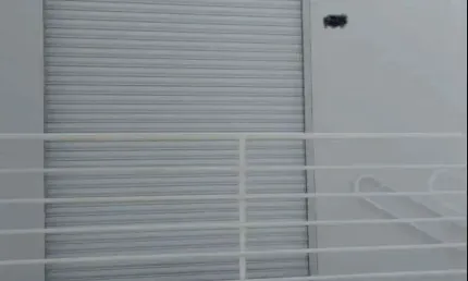 Ponto comercial para alugar na Avenida Jovino de Mello, Areia Branca, Santos