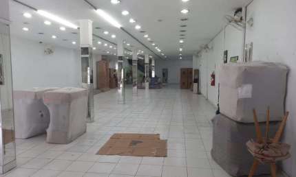 Ponto comercial para alugar na Rua Amador Bueno, 144, Centro, Santos