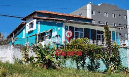 Sobrado com 4 dormitórios à venda, 650 m² por R$ 2.000.000,00 - Monte Castelo - São José dos Campos/SP
