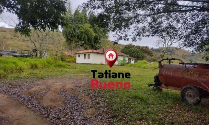 Chácara com 4 dormitórios à venda, 217 m² por R$ 2.000.000 - Jardim Colônia - Jacareí/SP