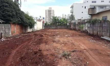 Terreno à venda na Rua Tenente Rafael de Freitas, Copacabana, Uberlândia
