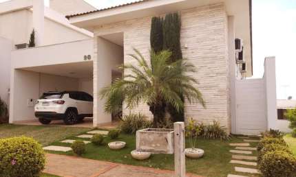 Casa em Condomínio para Venda em Uberlândia, Gávea, 4 dormitórios, 3 suítes, 2 banheiros, 2 vagas