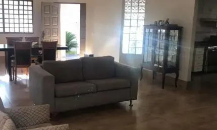 Casa para Venda em Uberlândia, Patrimônio, 3 dormitórios, 1 suíte, 2 banheiros, 3 vagas