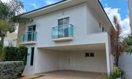Sobrado para Venda em Uberlândia, Gávea, 3 dormitórios, 3 suítes, 2 banheiros, 3 vagas