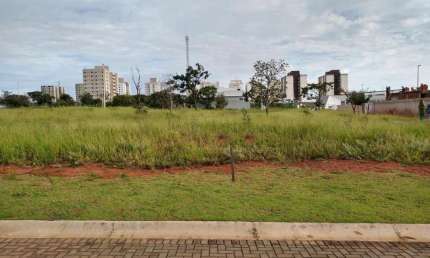 Terreno à venda na Avenida Lidormira Borges do Nascimento, Shopping Park, Uberlândia