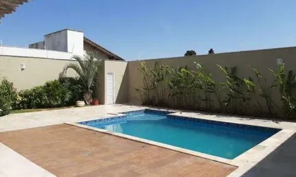 Casa para Venda em Uberlândia, Jardim Karaíba, 3 dormitórios, 3 suítes, 2 banheiros, 5 vagas