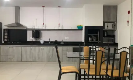 Casa em Condomínio para Venda em Uberlândia, Aclimação, 2 dormitórios, 2 suítes, 1 banheiro, 2 vagas