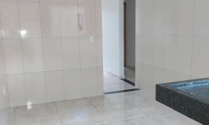 Casa para Venda em Uberlândia, Granada, 2 dormitórios, 1 suíte, 1 banheiro, 2 vagas