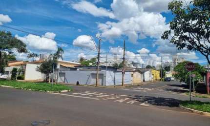 Terreno à venda na Avenida Liberdade, Patrimônio, Uberlândia
