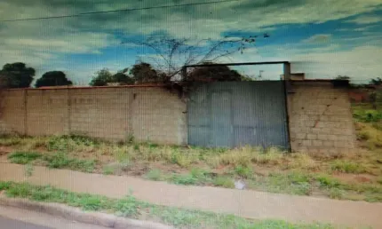 Terreno à venda na Avenida Argemiro Evangelista Ferreira, Shopping Park, Uberlândia