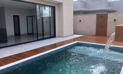 Casa em Condomínio para Venda em Uberlândia, Shopping Park, 3 dormitórios, 3 suítes, 1 banheiro, 4 vagas