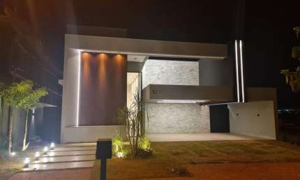 Casa em Condomínio para Venda em Uberlândia, Granja Marileusa, 4 dormitórios, 4 suítes, 2 banheiros, 6 vagas