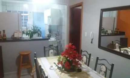 Casa para Venda em Uberlândia, Cidade Jardim, 3 dormitórios, 1 suíte, 2 banheiros, 8 vagas