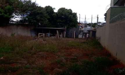 Terreno à venda na Avenida Geraldo Abrão, Santa Luzia, Uberlândia