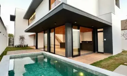 Casa para Venda em Uberlândia, Shopping Park, 4 dormitórios, 4 suítes, 6 banheiros, 4 vagas