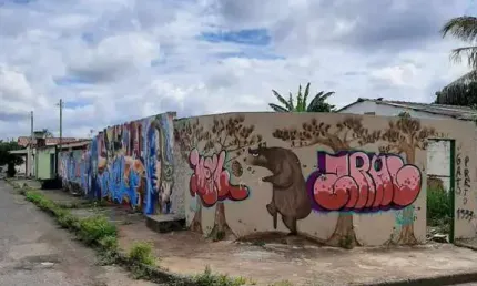Terreno à venda na Rua Sinai, Jardim Canaã, Uberlândia
