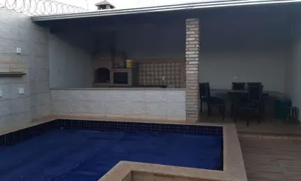 Casa para Venda em Uberlândia, Shopping Park, 2 dormitórios, 1 suíte, 2 banheiros, 3 vagas