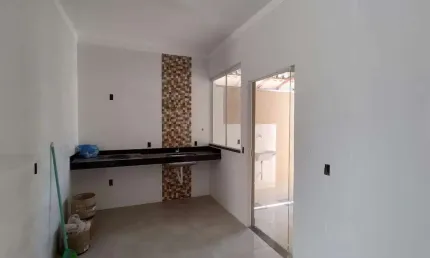 Casa para venda em uberlândia, jardim ipanema, 2 dormitórios, 1 suíte, 1 banheiro, 2 vagas