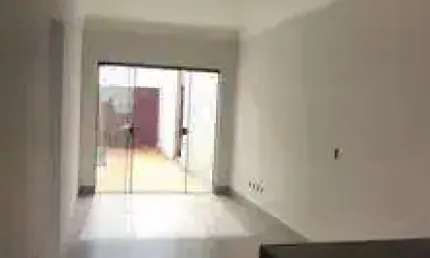Casa para Venda em Uberlândia, Laranjeiras, 3 dormitórios, 1 suíte, 1 banheiro, 2 vagas