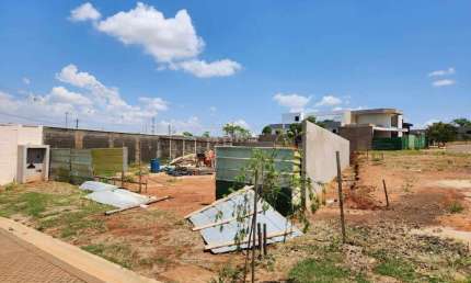 Terreno em Condomínio para Venda em Uberlândia, Jardim Botânico