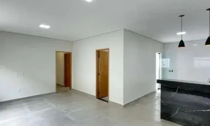 Casa para Venda em Uberlândia, Nova Uberlândia, 3 dormitórios, 2 suítes, 1 banheiro, 4 vagas