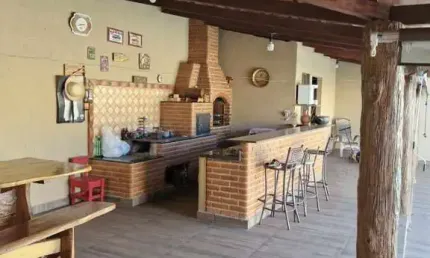 Casa para Venda em Uberlândia, Jardim Patrícia, 3 dormitórios, 1 suíte, 2 banheiros, 2 vagas