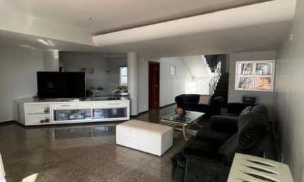 Casa para Venda em Uberlândia, Morada da Colina, 4 dormitórios, 4 suítes, 2 banheiros, 5 vagas