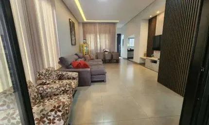 Casa em Condomínio para Venda em Uberlândia, Jardim Botânico, 3 dormitórios, 3 suítes, 2 banheiros, 4 vagas