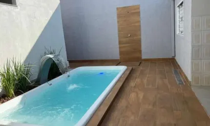 Casa para Venda em Uberlândia, Planalto, 3 dormitórios, 1 suíte, 1 banheiro, 2 vagas