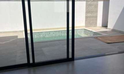 Casa em Condomínio para Venda em Uberlândia, Jardim Botânico, 4 dormitórios, 4 suítes, 2 banheiros, 2 vagas