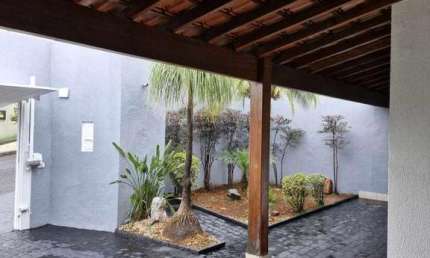 Casa para Venda em Uberlândia, Cidade Jardim, 4 dormitórios, 1 suíte, 3 banheiros, 2 vagas