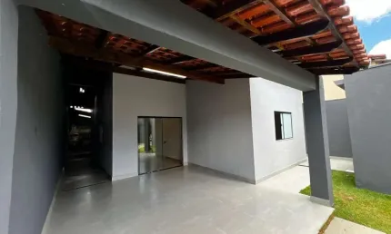 Casa para Venda em Uberlândia, Jardim Europa, 3 dormitórios, 1 suíte, 1 banheiro, 4 vagas