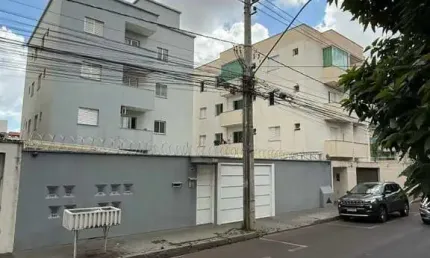 Apartamento para Venda em Uberlândia, Santa Mônica, 2 dormitórios, 1 banheiro, 1 vaga