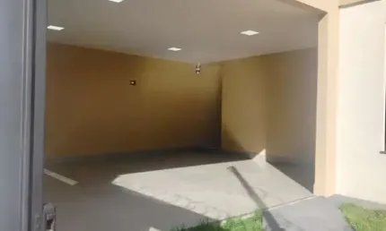 Casa para Venda em Uberlândia, Laranjeiras, 4 dormitórios, 1 suíte, 2 banheiros, 4 vagas