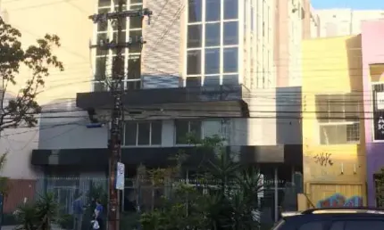 Sala comercial para alugar na Avenida Cristóvão Colombo, 1371, Floresta, Porto Alegre