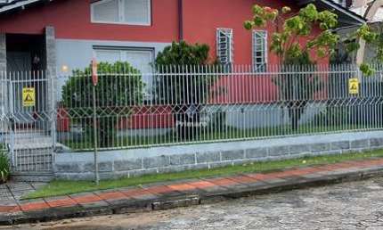 Casa com 3 quartos à venda na Rua Nilo Peçanha, 45, Michel, Criciúma