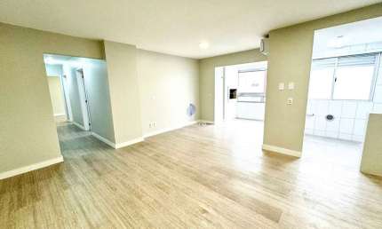 Apartamento com 3 quartos, sendo 1 suíte, 1 vaga de garagem