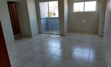 Apartamento de 2 quartos, sacada, 1 banheiro, 1 garagem