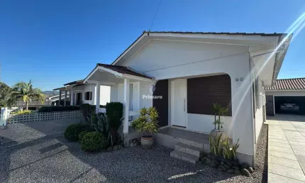 Casa à venda de 3 quartos bairro Rio maina criciuma