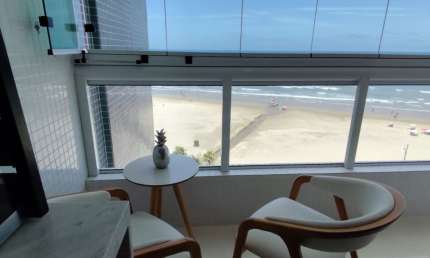 Lindo apartamento à venda com repasse, 03 suítes, vista para mar, 02 vagas