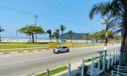 Apartamento para Venda e Locação de temporada, com 87m², 02 dormitorios (sendo 01 suíte), 02 vagas, pé na areia, vista pada o mar, no Centro, Bertioga, SP