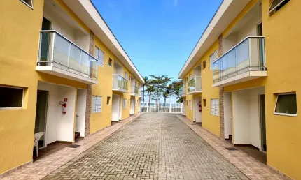 Lindo apartamentos térreos e superiores, na cidade de Bertioga, pé na areia,02 Dormitórios sendo (01 suíte), 01 Vaga de garagem (descoberta)