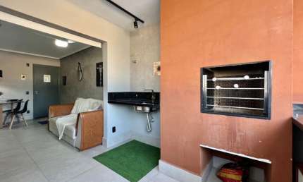 Lindo apartamento à venda com, 03 dormitórios (sendo uma suíte), 02 vagas, 250 metros da praia, centro, Bertioga/SP.