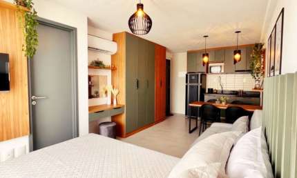 FLAT MOBILIADO EM INTERMARES – 120 METROS DO MAR | VISTA LATERAL PARA O MAR!