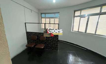 Sala comercial para alugar na Praça Vinte e Dois de Novembro, Centro, Mauá