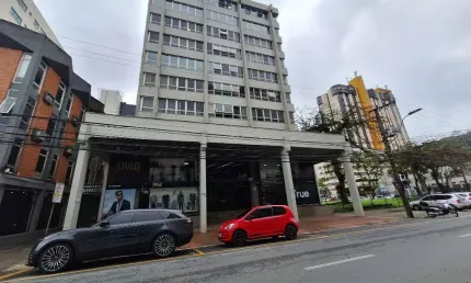 Ponto comercial para alugar no Centro, Joinville  por R$ 2.800