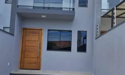 Casa com 2 quartos à venda no Itacolomi, Balneário Piçarras  por R$ 590.000