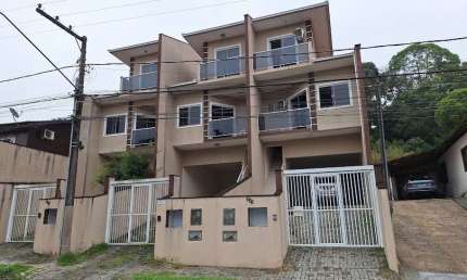 Casa com 3 quartos para alugar no Floresta, Joinville  por R$ 3.800