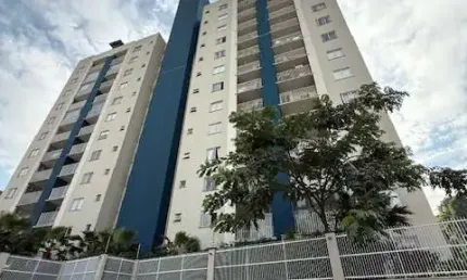 Apartamento com 2 quartos para alugar no Anita Garibaldi, Joinville  por R$ 2.200