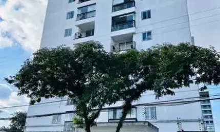 Apartamento com 3 quartos para alugar no Anita Garibaldi, Joinville  por R$ 3.600